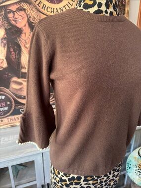 COASTAL BLOOM Women’s Lovely  Brown Crewneck Sweater with Pearls  Sz M/L